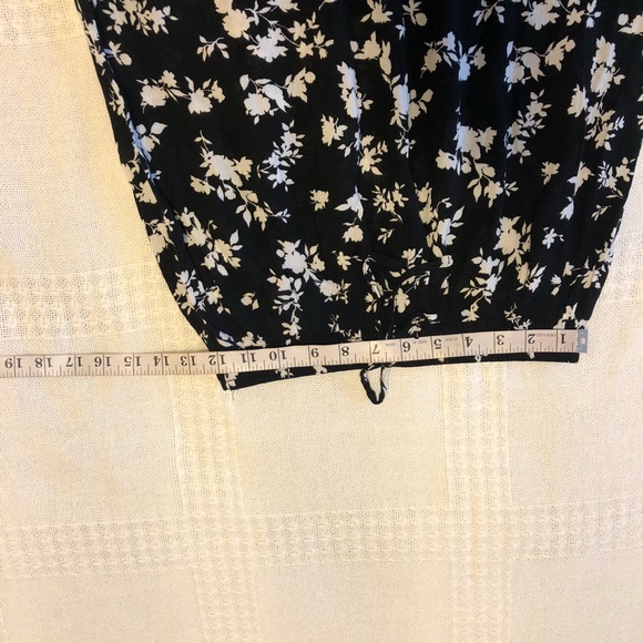 Beautiful Summer Skirt! - Picture 6 of 11